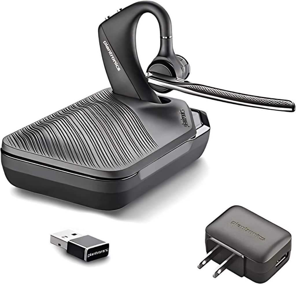 Test de l'oreillette Bluetooth Plantronics Voyager 5200-UC avec chargeur intégré