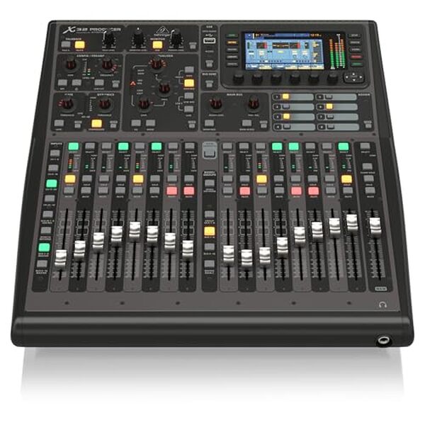 Découvrez notre test détaillé de la Behringer X32 Producer, ses fonctionnalités, ses avantages et ses inconvénients pour le mixage professionnel en studio et en live.