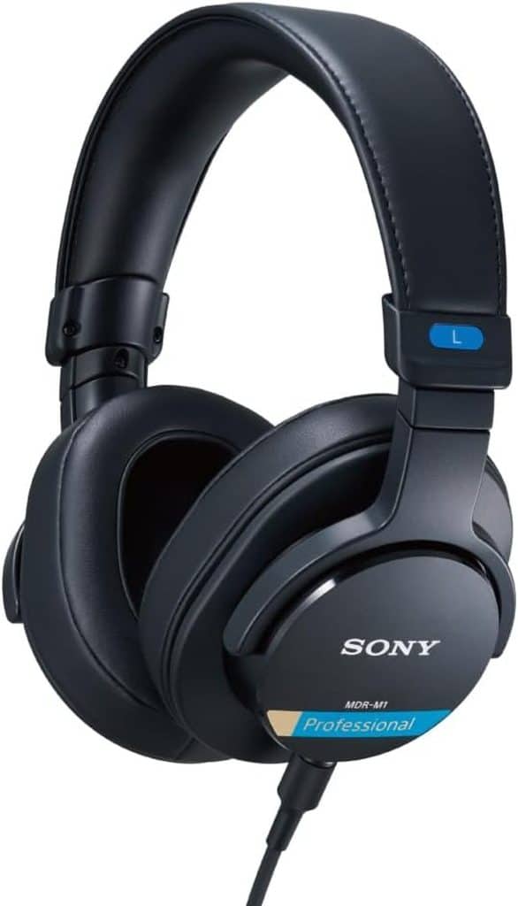 Test du casque studio Sony MDR-M1 : performance et légèreté