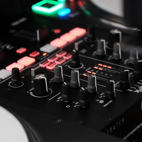 Découvrez notre test détaillé de la table de mixage Numark Scratch : performances, fonctionnalités et verdict pour les amateurs de scratch.