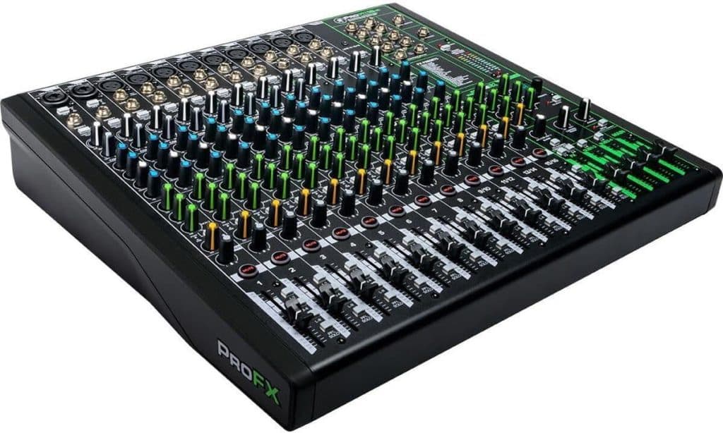 Test de la table de mixage Mackie ProFX16v3 : performance et polyvalence